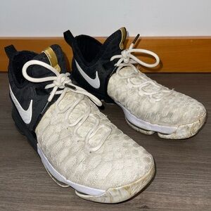 Nike Zoom KD 9 BHM Black White Athletic Shoes Sneakers 860637-100 Mens Size 9.5